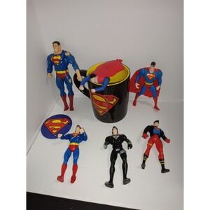 Lot Of 8 Vintage 1990s SUPERMAN DC Action Figures And Accessories